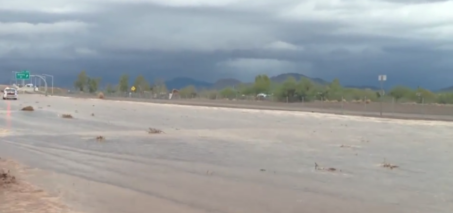 Arizona Floods: Monsoon causes Flooding in Phoenix AZ - VIDEOS