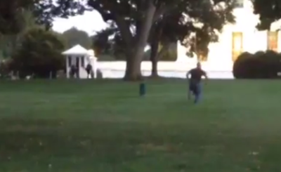 Man Jumps the White House Fence and Runs Inside VIDEO