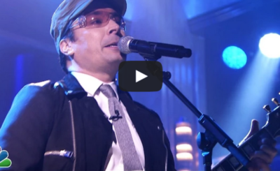 Jimmy Fallon fills in for Bono, sings "Desire" with The Roots