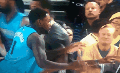 Lance Stephenson slaps himself, falls over for a foul