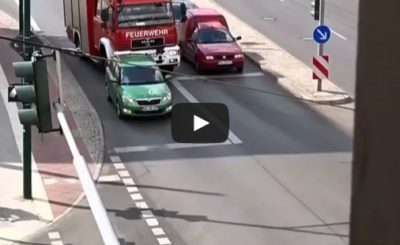 Driver won't move out of the way for a fire truck