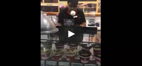 Coldstone in Doha Qatar - Man tosses ice cream around